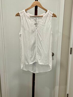 Velvet  by Graham Spencer - Front Seam Laced Tunic Tank Size Small - White